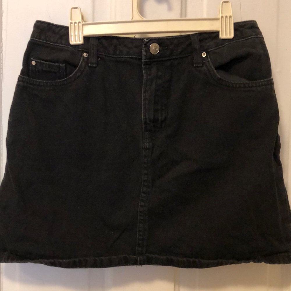 H&M Black Denim Miniskirt